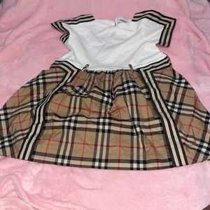 Girl Burberry Dress size 3y 98cm white with Burberry pattern